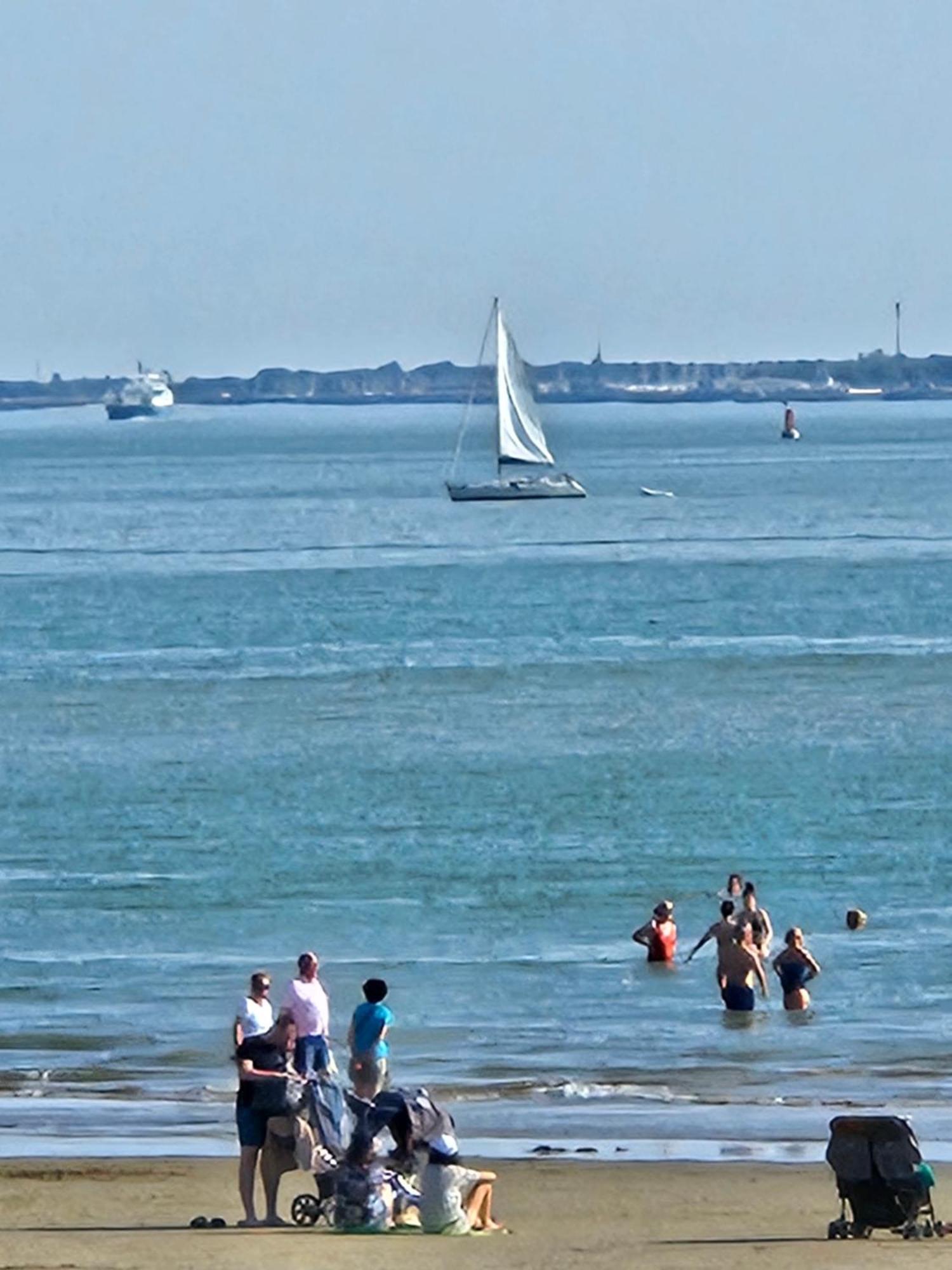 Appartement De Charme , Royan, Proche Mer Avec Balcon. Exterior photo